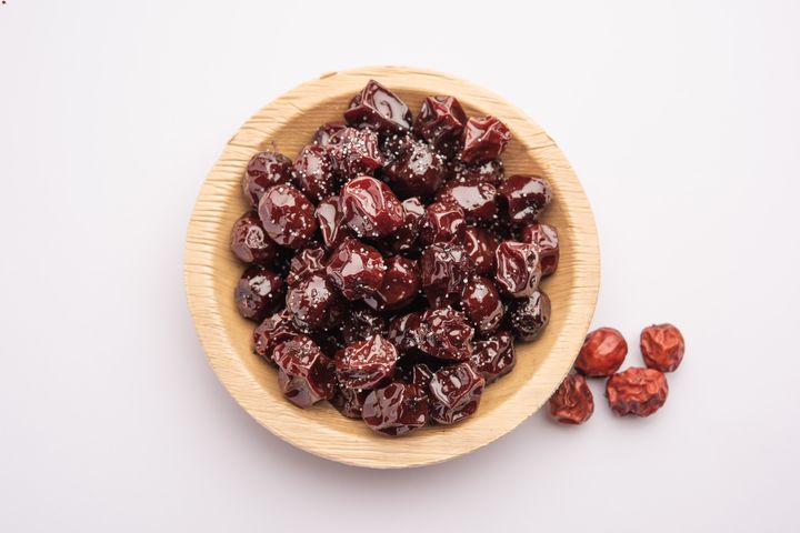 Sour jujube seeds in a wooden bowl